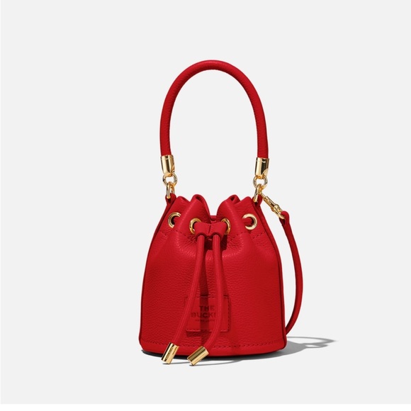 Marc Jacobs Handbags - NEW! MARC JACOBS THE LEATHER MINI BUCKET BAG W/ dust bag color true red